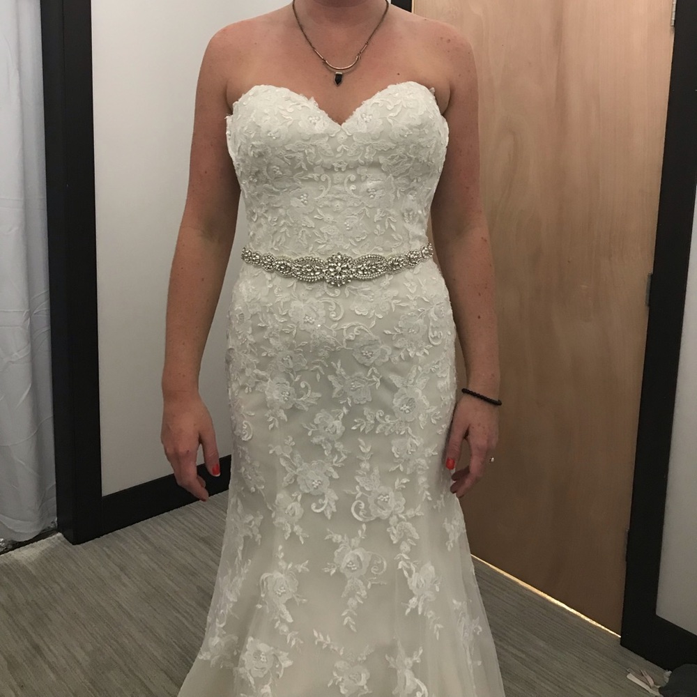 Wedding dress